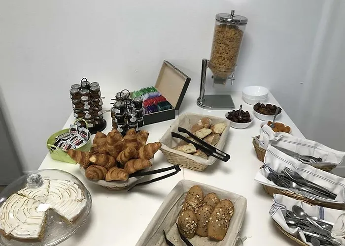 Fasthotel Est Parc Expo