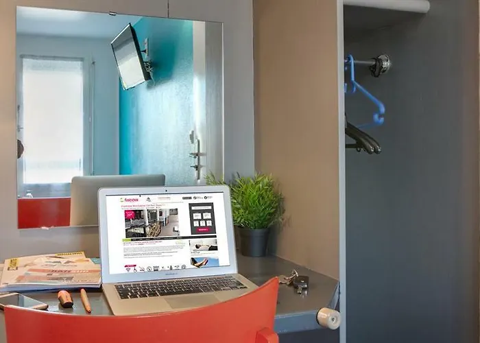 Hotel Fasthotel Est Parc Expo